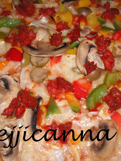 Una foto de Pizza vegetariana