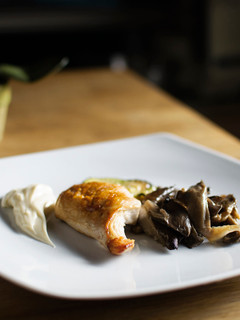 Foto principal de Pollo con setas y salsa de queso