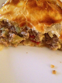 Una foto de Pastel de carne picada y verdura