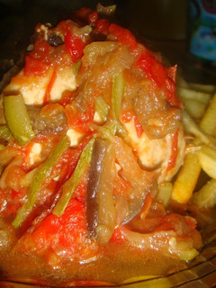 Una foto de Pollo a la Ratatouille