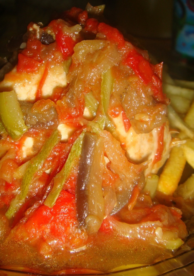Una foto de Pollo a la Ratatouille