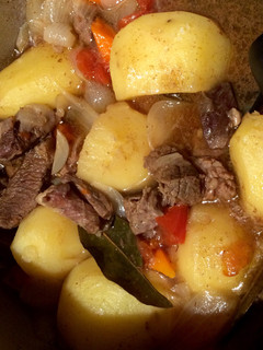 Una foto de Estofado de carne y papa
