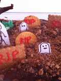 Tarta cementerio de galletas para Halloween