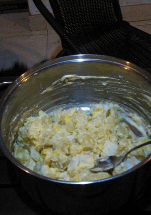 Una foto de Ensalada clásica de papas, huevo duro, mayonesa