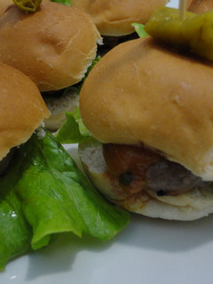 Una foto de Mini hamburguesas méxicanas