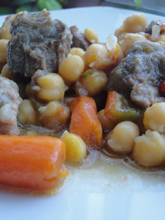 Una foto de Carrilleras con garbanzos