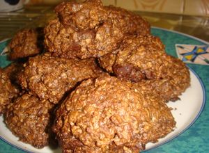 Una foto de Cookies de avena con gotas de chocolate