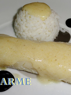 Una foto de Bacalao confitado con salsa blanca