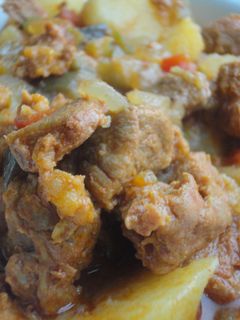 Una foto de Guiso de zorza y verduras