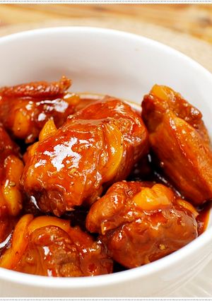 A picture of Honey-Braised Pork Ribs.