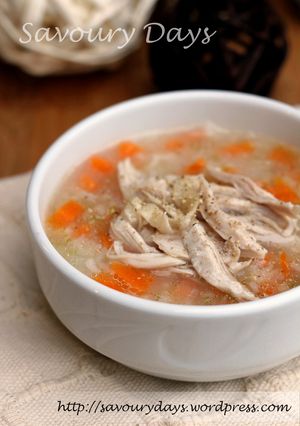 Hình của món Cháo gà rau củ .