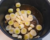Foto del paso 3 de la receta: Carrilleras de ternera en salsa de nueces y curry