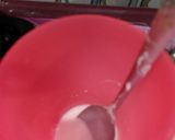 Foto langkah ke 2 dari resep Ice cream buah naga home Made.