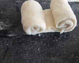 Foto del paso 5 de la receta: Cuernitos (pan con grasa)