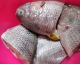 Foto langkah ke 1 dari resep Ikan nila saos pedas manis.