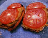 Foto del paso 3 de la receta: Pan integral tostado con yogurt y frutas