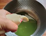 Foto langkah ke 5 dari resep Matcha Cheese Pudding.