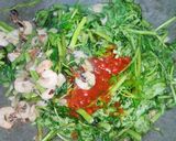 Foto langkah ke 2 dari resep Tauco Kangkung Udang Spesial.