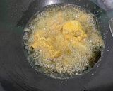 Foto langkah ke 5 dari resep Ayam goreng lengkuas kelapa.