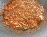 Foto langkah ke 4 dari resep Kerang ayam buncis asam pedas.