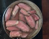 Foto del paso 1 de la receta: Carne con salsa de tomate