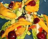 Foto del paso 6 de la receta: Ensalada de cogollos con mango y cerezas a la plancha