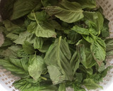 Foto del paso 1 de la receta: Salsa Pesto 💝 Albahaca 🌿 mi salsa preferida 😍 con pasta farfalle, sola o con albóndigas
