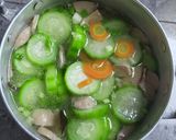 Foto langkah ke 2 dari resep Sop Gambas Oyong dan Wortel.