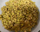 कोल्हापूरी अख्खा मसूर (kolhapuri aakha masoor recipe in marathi) रेसिपी स्टेप 1 फोटो 