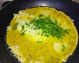 Foto del paso 4 de la receta: Revoltillo al ajillo y perejil