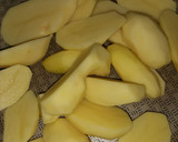 Foto del paso 1 de la receta: Aletas de raya con papas en salsa de cebolla a la cerveza negra