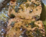 Foto del paso 6 de la receta: "Salmón a la mexicana con vinagreta de cilantro"