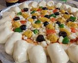 A picture of step 2 of Cheese Bites Tikka Pizza 🍕🧀🍕.