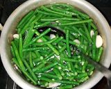 Foto langkah ke 1 dari resep Dah siap sayur asem sm perkedel jagg.