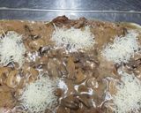 A picture of step 5 of Mushroom marsala pork chops.