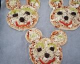 Φωτογραφία βήματος 2 της συνταγής Παιδική pizza!!!