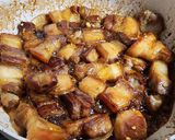 A picture of step 2 of Homestyle Braised Pork Belly.