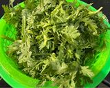 Hình bước làm 2 của món SP.0965 - Canh Cải Cúc Chả Cá