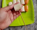 Foto langkah ke 3 dari resep Sate Pangsit Sosis.