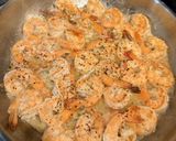 Foto langkah ke 5 dari resep Butter Garlic Lemon Shrimp.