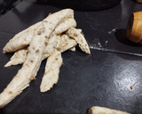 Foto del paso 10 de la receta: Galletas/criollitos CON CHICHARRÓN!!🫴🏻✨