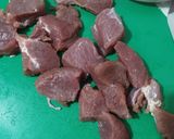 Foto langkah ke 1 dari resep Daging Sapi Bumbu Kecap.