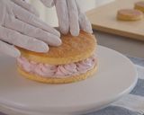 A picture of step 15 of Strawberry Naked Cake / Strawberry Shortcake.