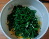Foto langkah ke 1 dari resep Telur Dadar Kucai.