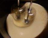 Foto del paso 1 de la receta: Bavaroise de chocolate, crema y frutilla low carb