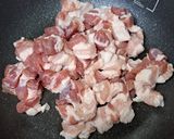 รูปขั้นตอนการทำที่ 4 ของ หมูสามชั้นผัดผักซีเซ็กฉ่าย