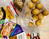 Hình bước làm 1 của món Vào bếp cùng con: bánh khoai tây bọc phô mai chiên (potato mochi) cho ngày mưa hoặc không