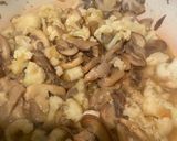 Foto del paso 4 de la receta: Guiso de garbanzos, setas y coliflor ✨