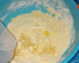 Foto langkah ke 3 dari resep Bolen Pisang Lilit.