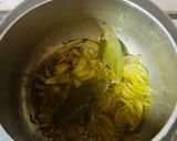 A picture of step 1 of Vegetable Pulao💚💚.
